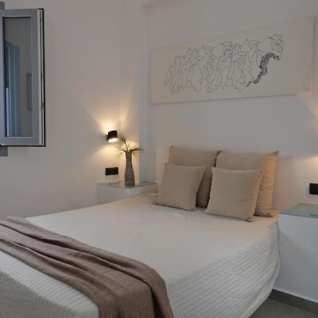 Perissa Beach Economy Rooms פריסה מראה חיצוני תמונה